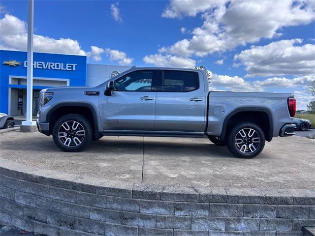 2024 GMC Sierra 1500 AT4's photo