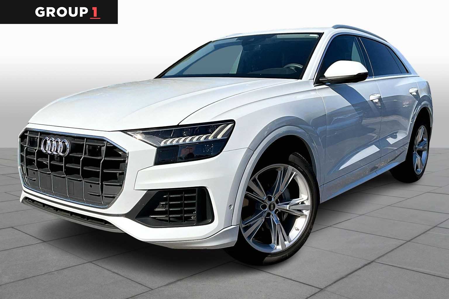 2023 Audi Q8 Premium's photo
