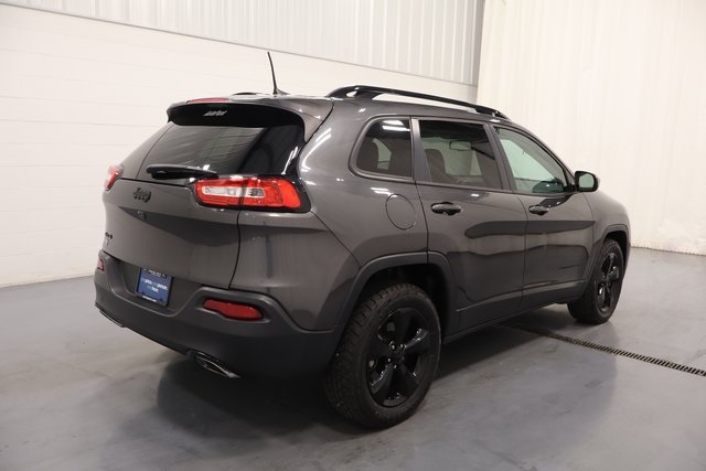 2016 Jeep Cherokee Altitude photo 7