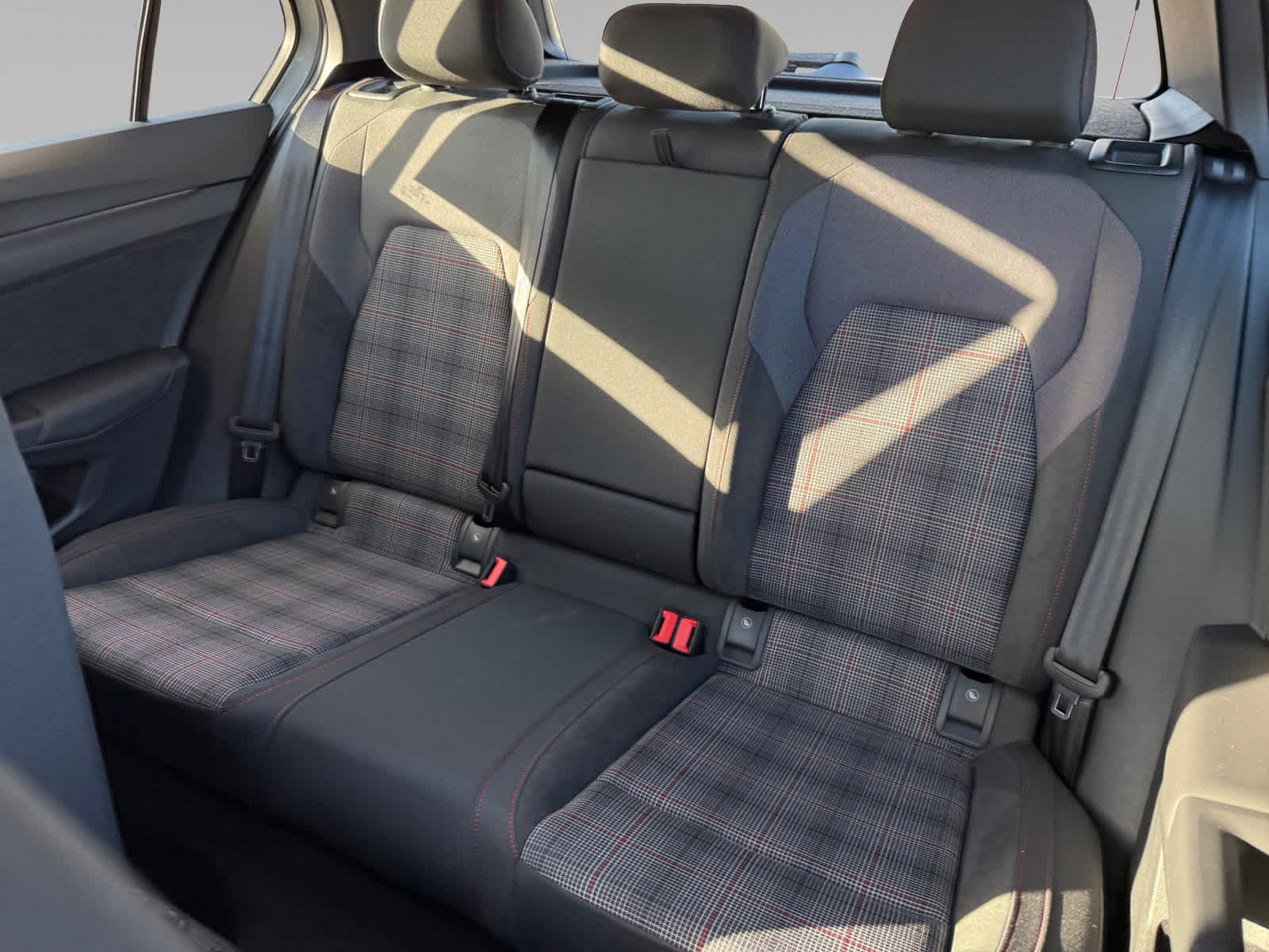 2025 Volkswagen Golf GTI S photo 12