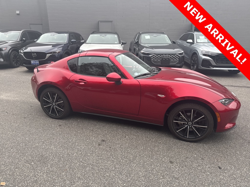 2025 Mazda MX-5 Miata Miata RF Grand Touring photo 4