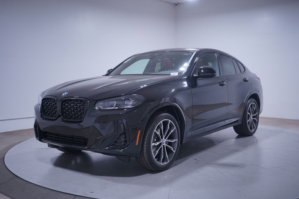 2025 BMW X4 30i's photo