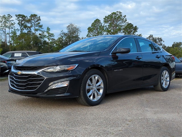 2023 Chevrolet Malibu 1LT photo 2