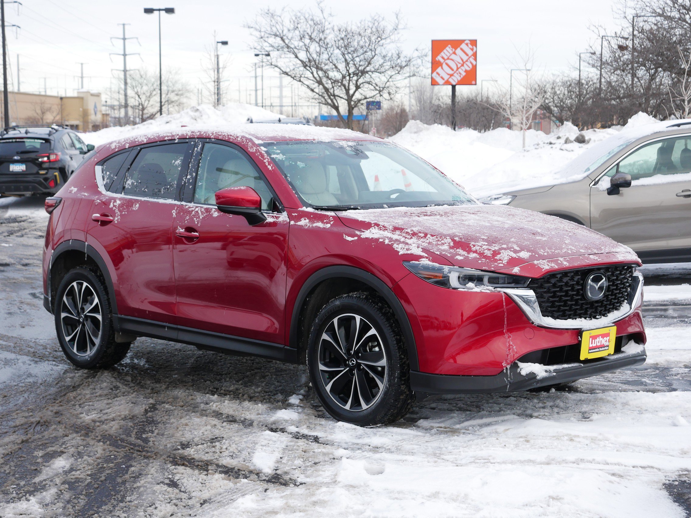 2022 Mazda CX-5 S Premium package's photo