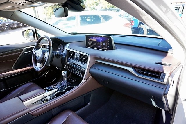 Used 2017 White Lexus 350 image 9