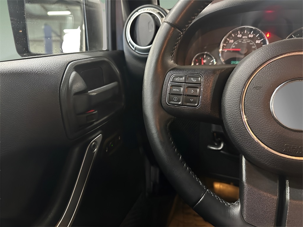 2017 Jeep Wrangler Unlimited Rubicon photo 9