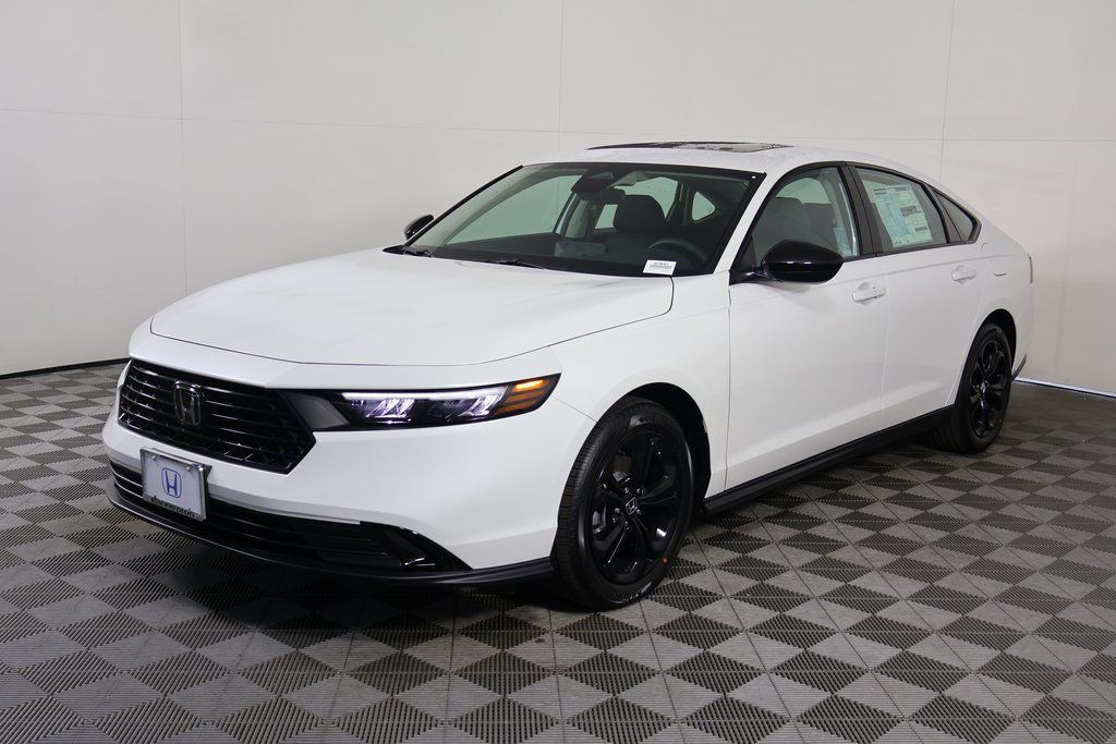 2025 Honda Accord SE's photo