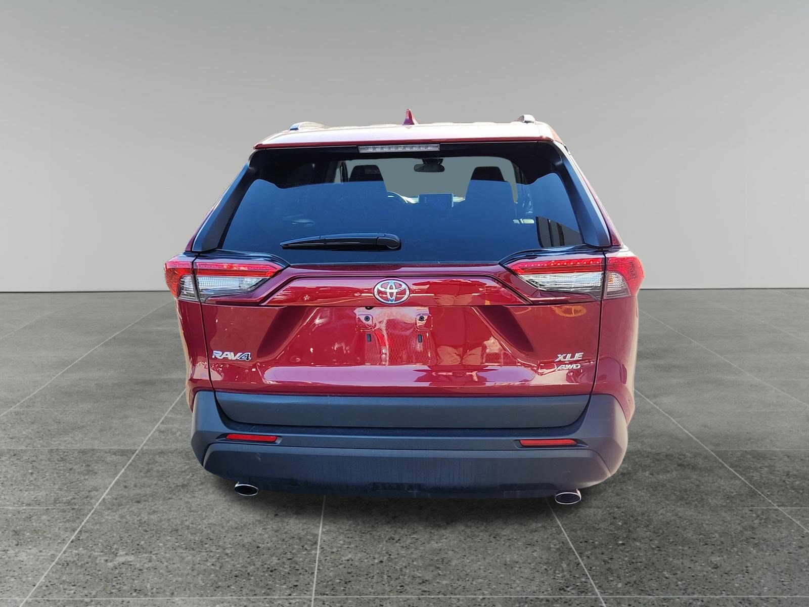 2025 Toyota RAV4 XLE photo 4