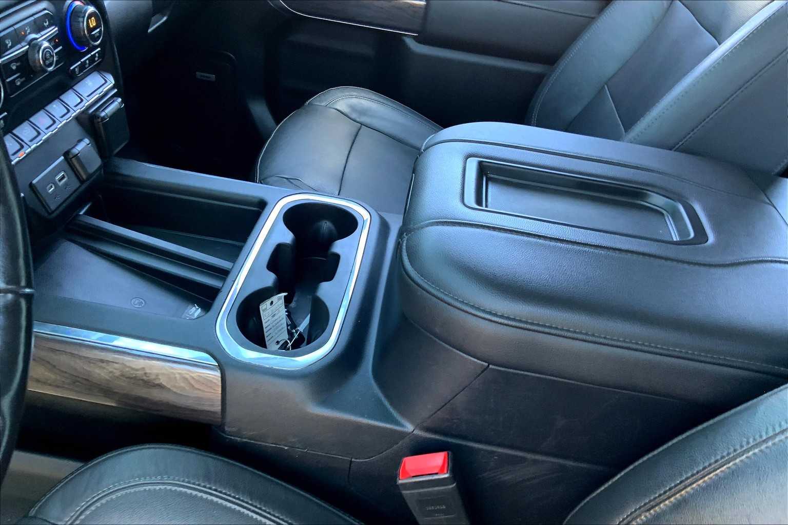 2019 Chevrolet Silverado 1500 LTZ photo 13