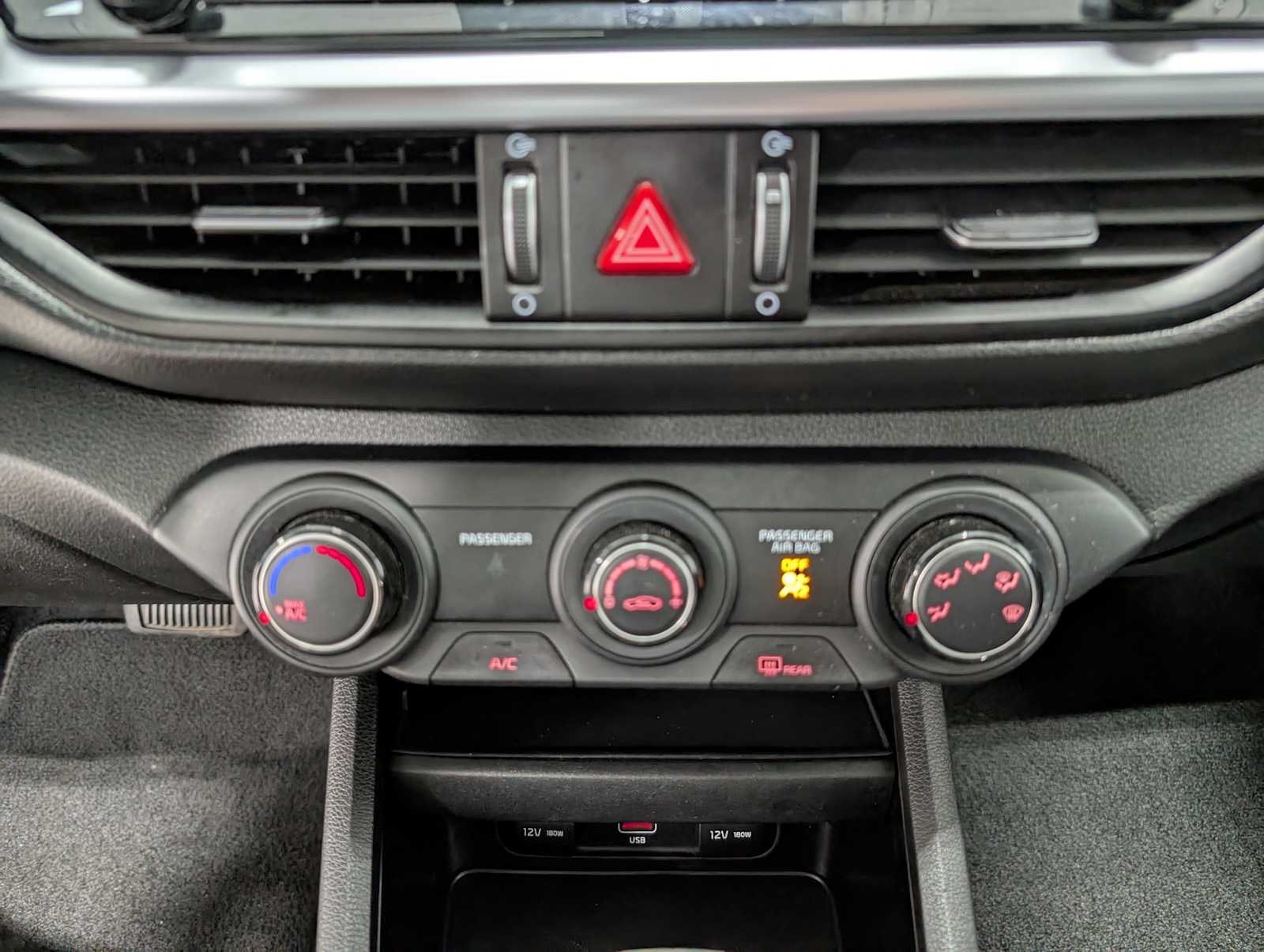 2023 Kia Forte LXS photo 28