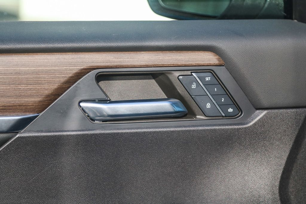 2024 Gmc Acadia Denali photo 19