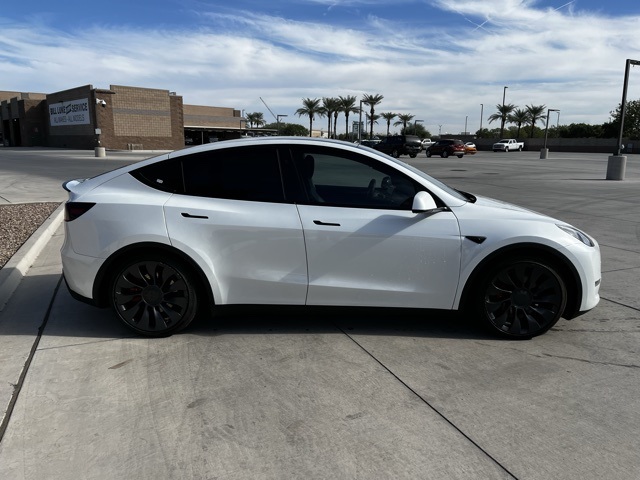 2023 Tesla Model Y Performance photo 2