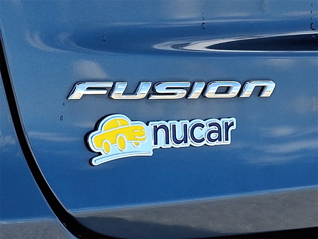 2019 Ford Fusion SE photo 25