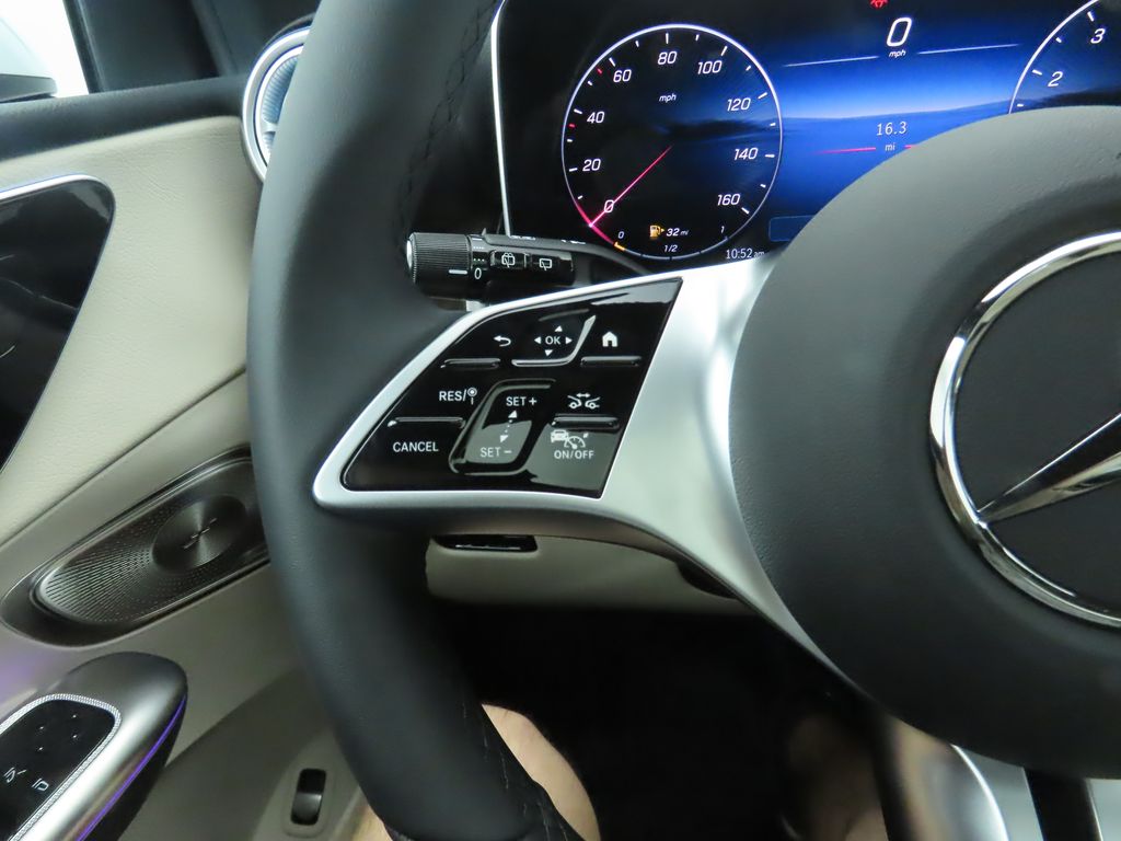 2026 Mercedes Benz GLC 300 4MATIC photo 10