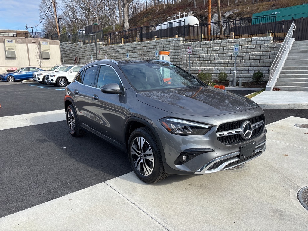 2025 Mercedes-Benz GLA GLA250's photo