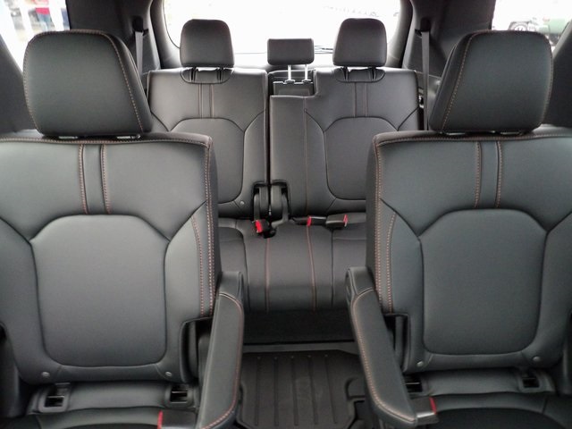 2025 Honda Pilot TrailSport photo 43