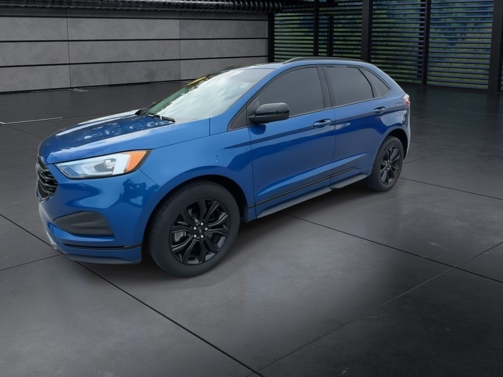 2022 Ford Edge SE photo 4