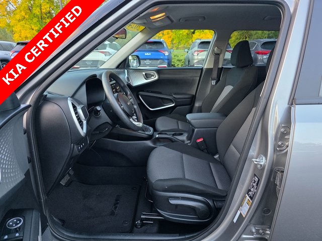 2024 Kia Soul LX photo 13