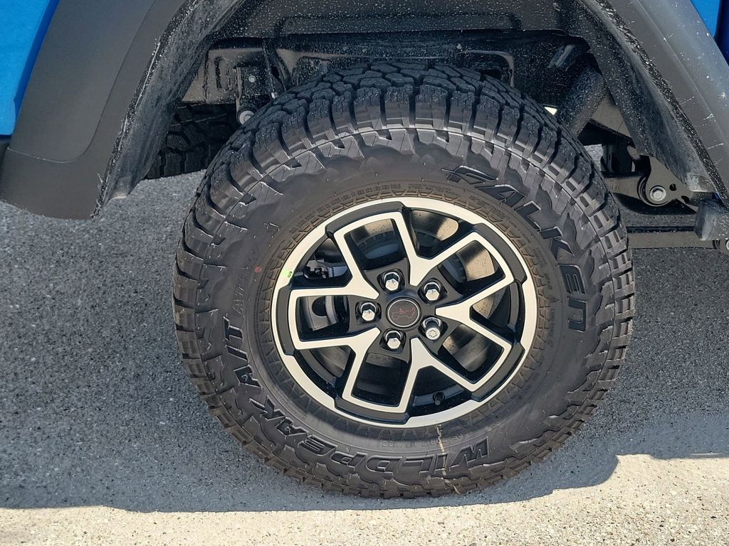2025 Jeep Gladiator Rubicon photo 19