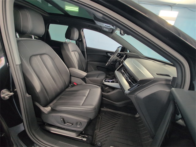 2023 Audi Q4 40 E-tron Premium Plus photo 16