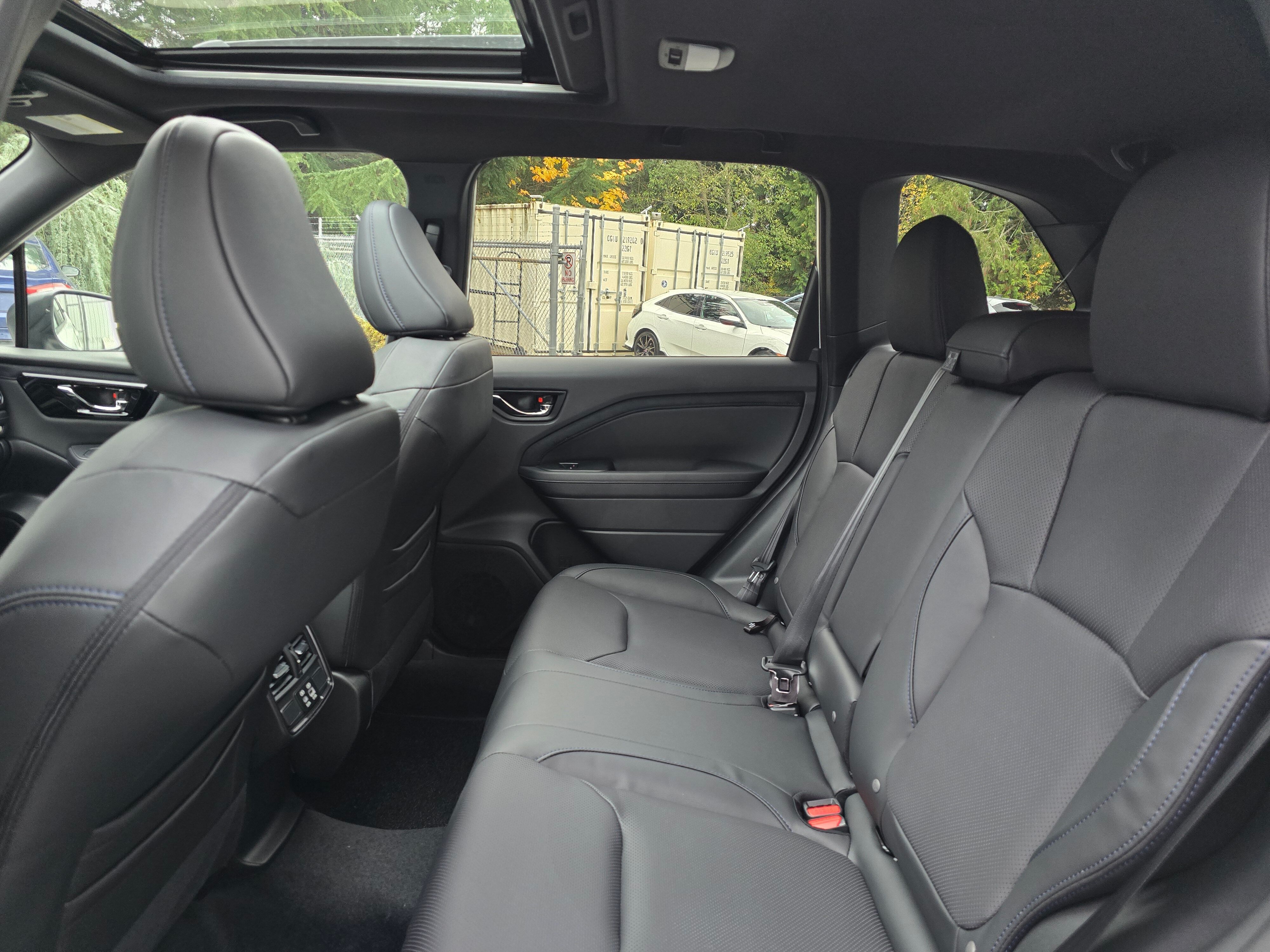 2025 Subaru Forester Limited photo 4