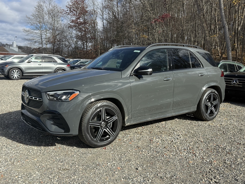 2026 Mercedes Benz GLE 450 4MATIC photo 3