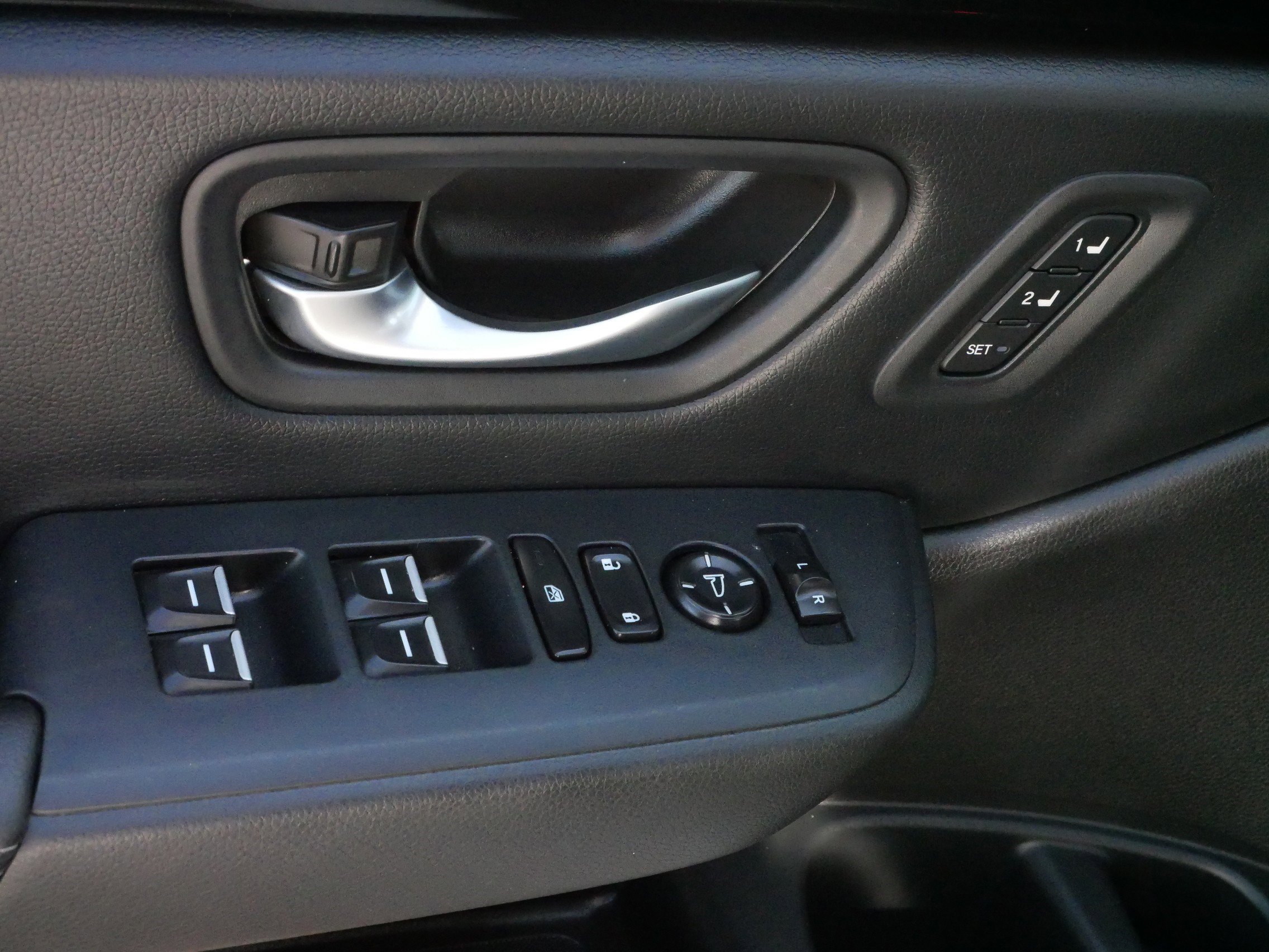 2023 Honda Pilot EX-L photo 18
