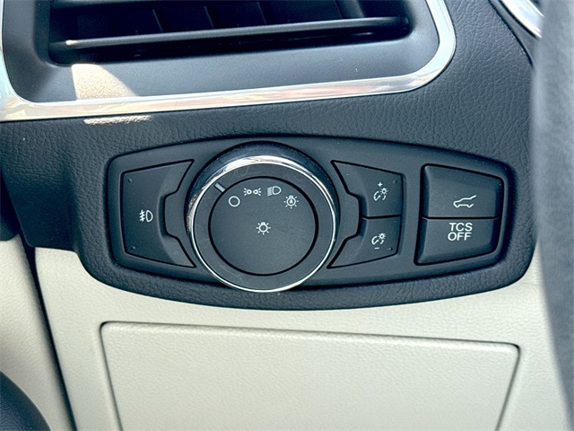 2019 Ford Edge Titanium photo 33