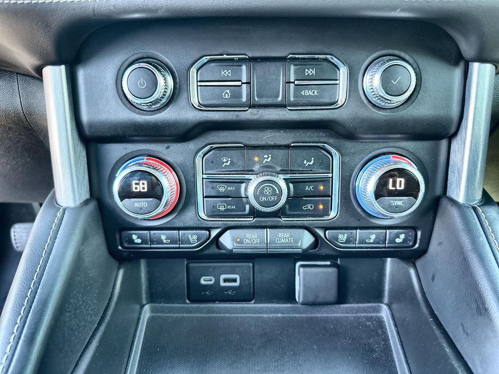 2022 Gmc Yukon SLT photo 35