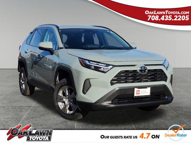 2023 Toyota RAV4 XLE's photo