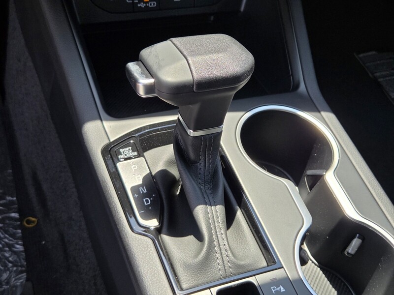 2026 Kia K5 LXS photo 12