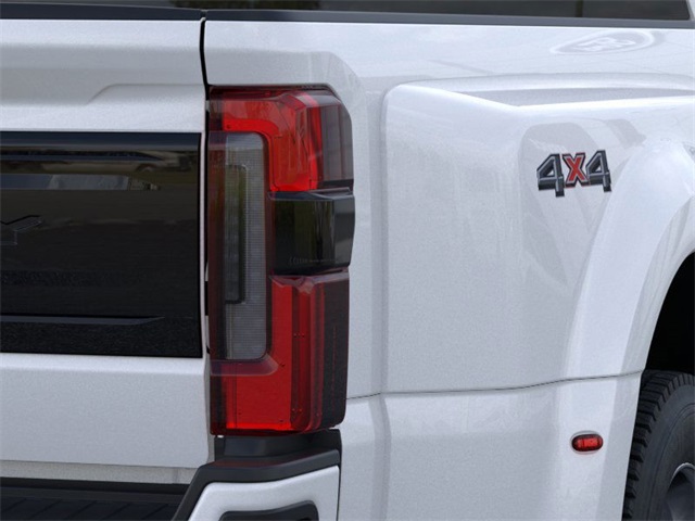 2026 Ford F-450 Platinum photo 21