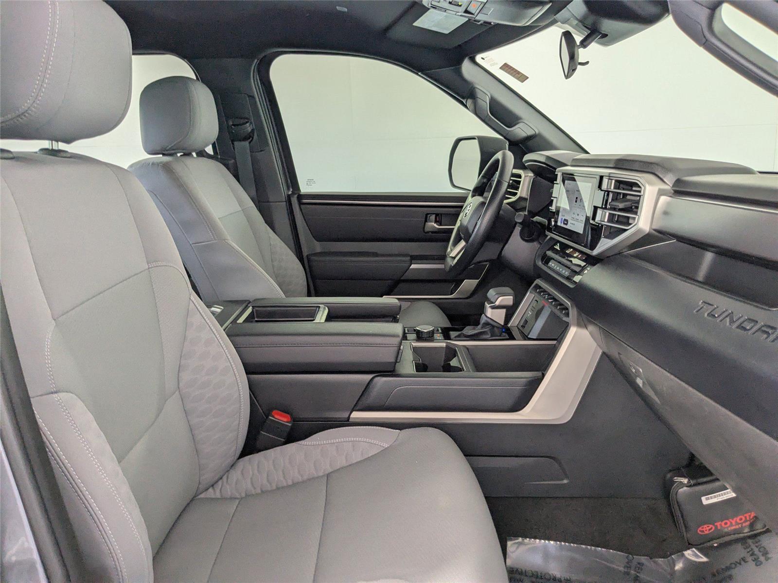 2025 Toyota Tundra SR5 photo 3