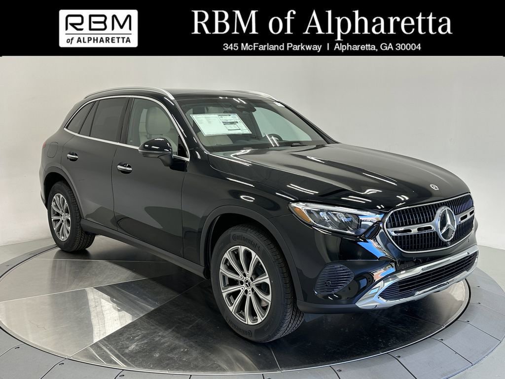 2026 Mercedes-Benz GLC Base's photo