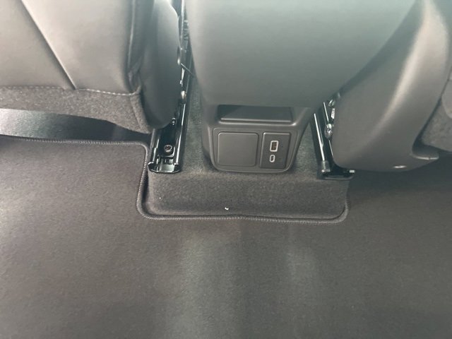 2026 Buick Encore GX Sport Touring photo 25