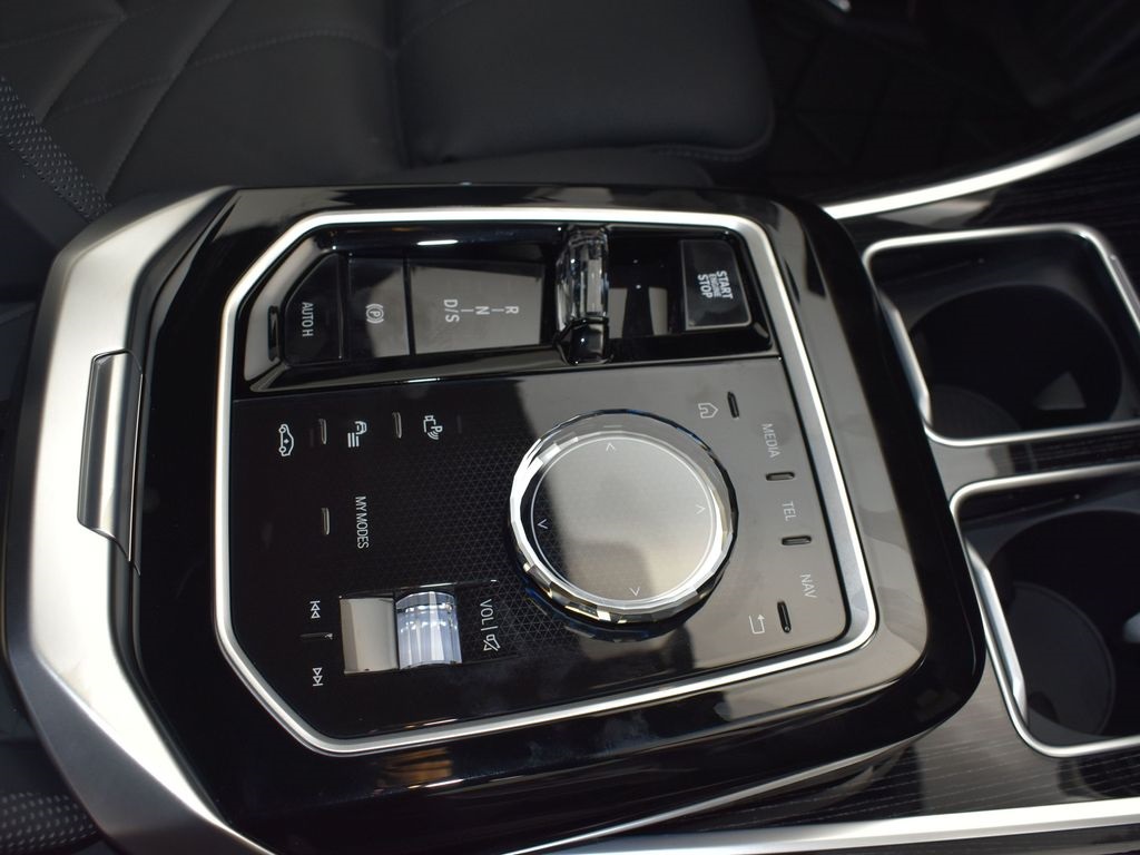 2026 Bmw 740i photo 24