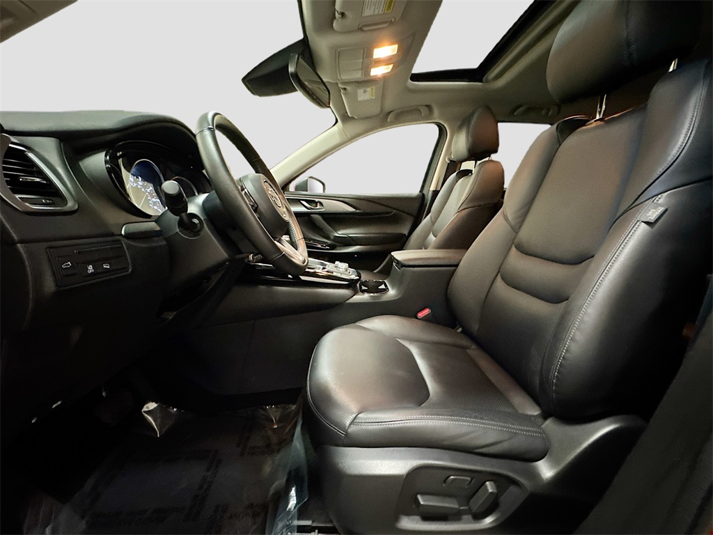 2023 Mazda CX-9 Touring photo 3