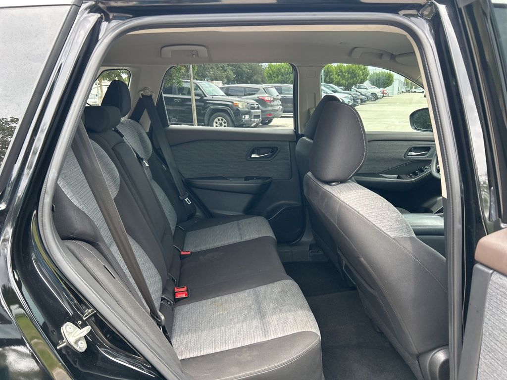 2023 Nissan Rogue SV photo 36