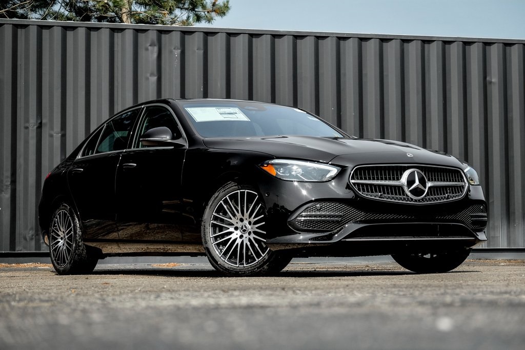 2025 Mercedes-Benz C-Class Sedan C 300's photo