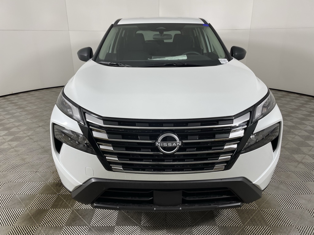 2025 Nissan Rogue S photo 3
