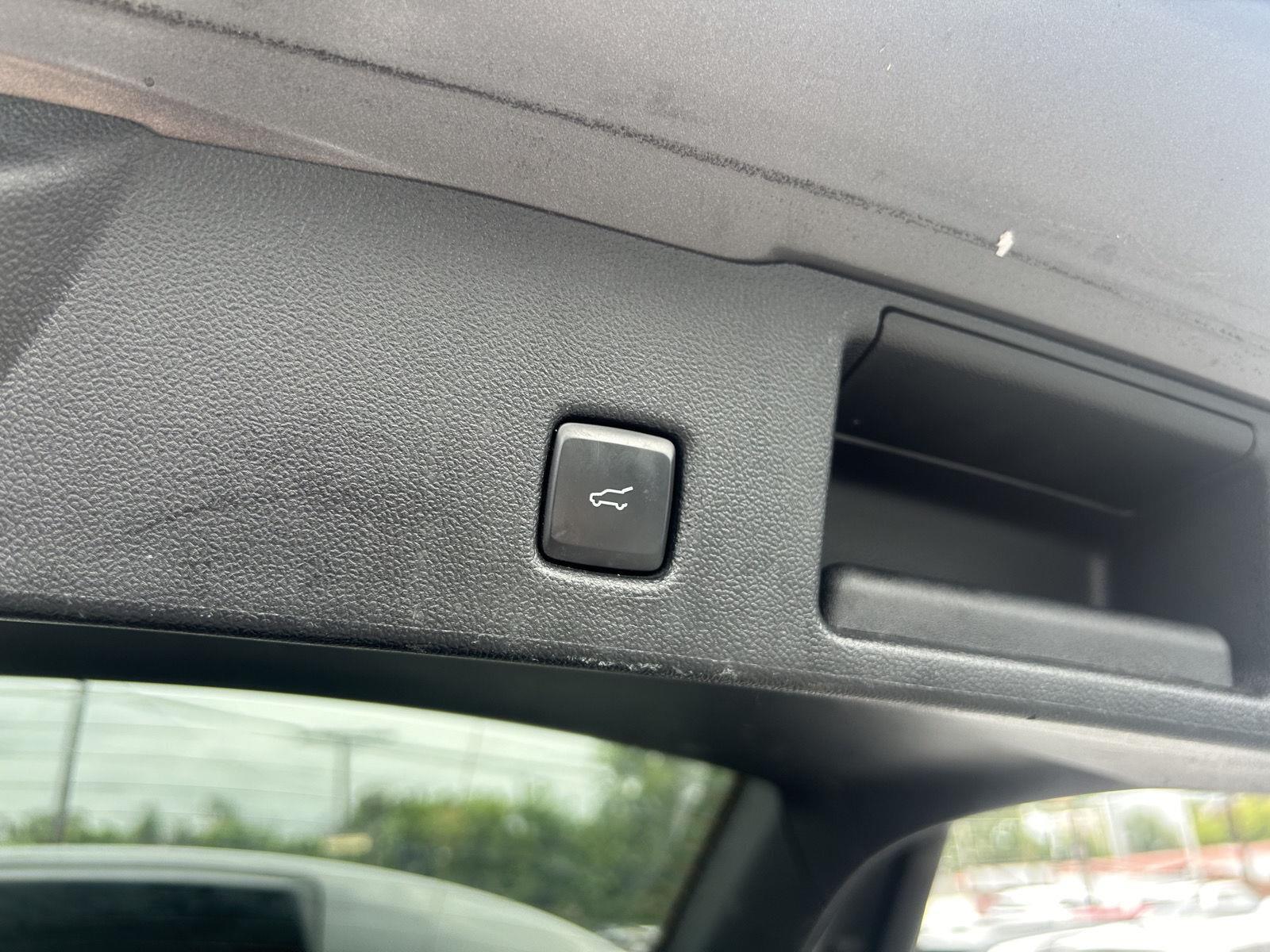 2022 Ford Escape SE photo 8
