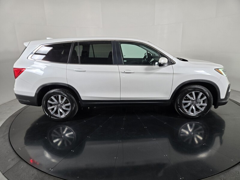 2020 Honda Pilot EX-L photo 3