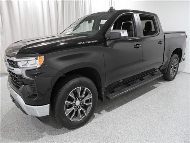2024 Chevrolet Silverado 1500 LT photo 3