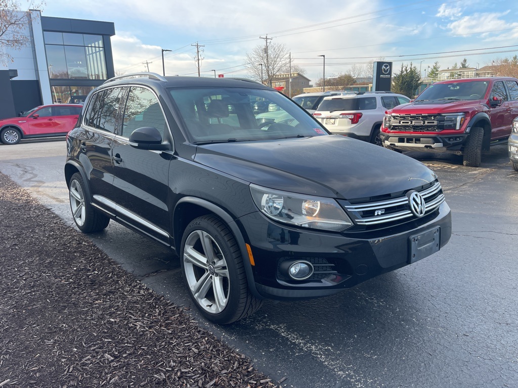 2016 Volkswagen Tiguan R-Line photo 4