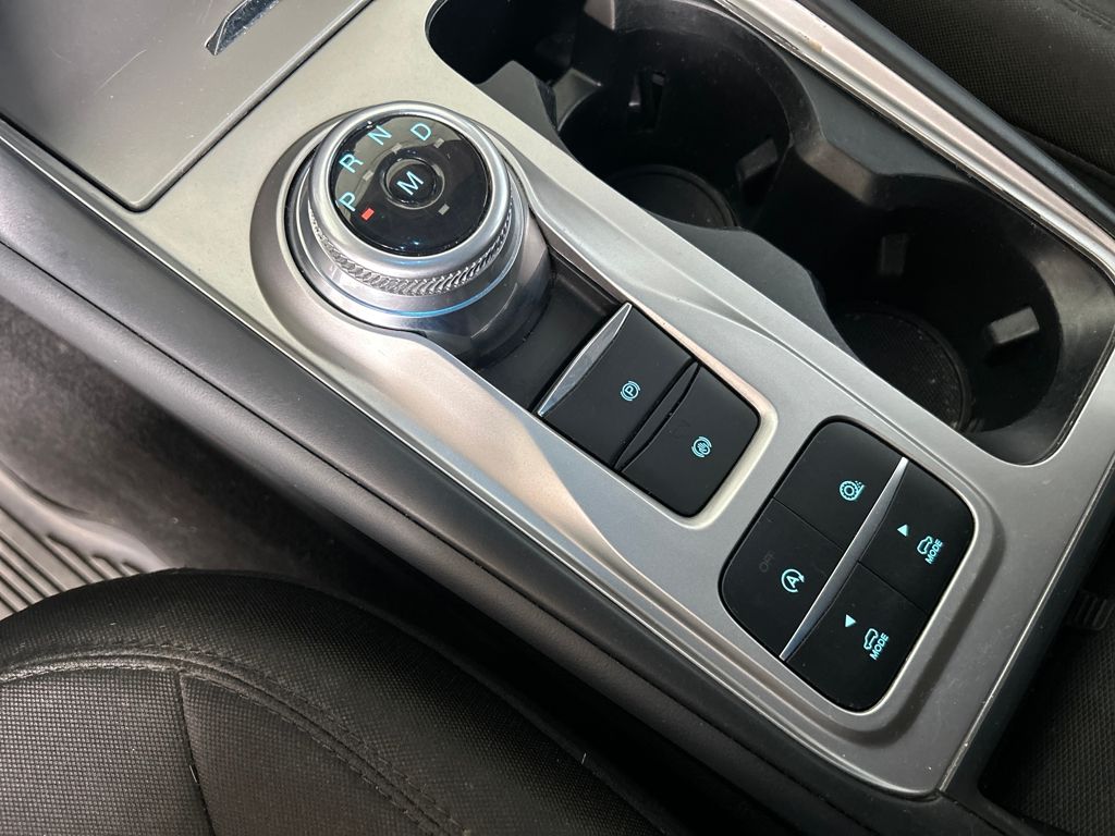 2020 Ford Explorer XLT photo 16