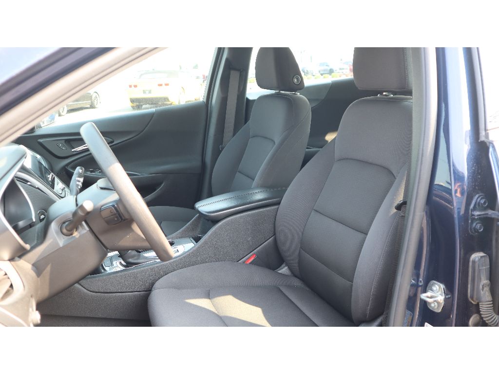 2022 Chevrolet Malibu 1LT photo 12