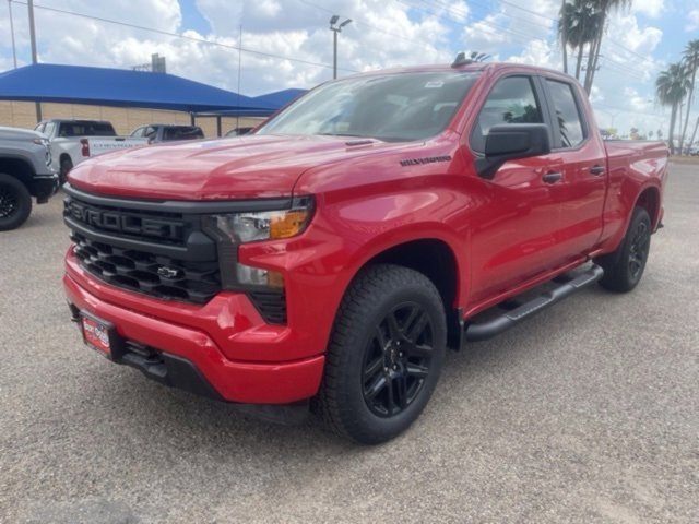 2026 Chevrolet Silverado 1500 Custom photo 2