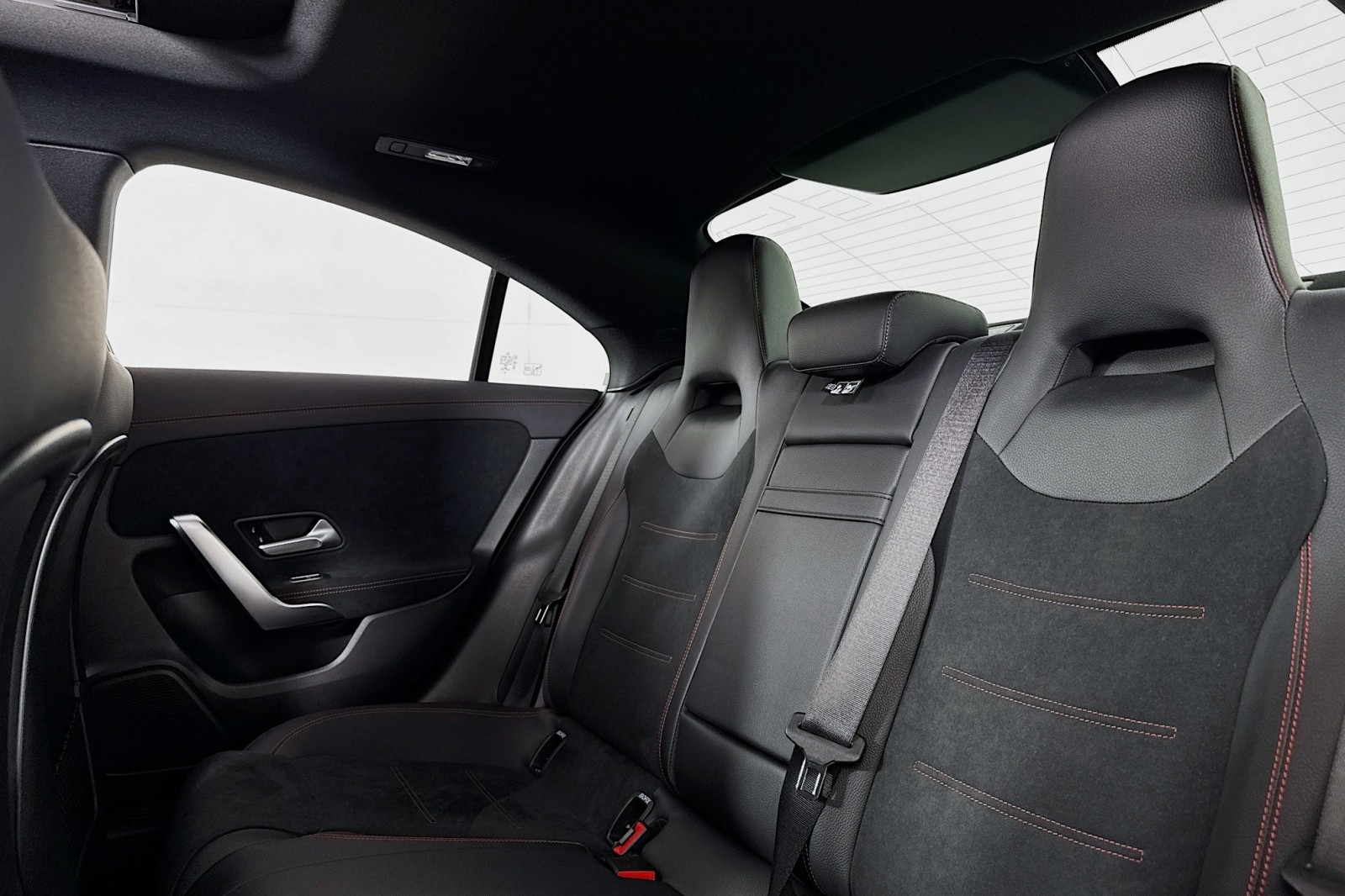 2023 Mercedes Benz CLA 250 photo 7