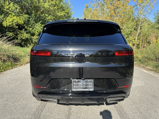 2025 Land Rover Range Rover Sport SE photo 7