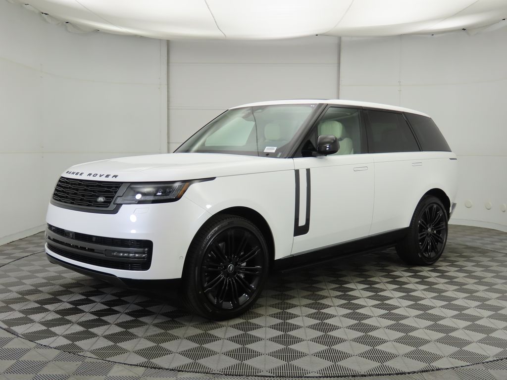 2025 Land Rover Range Rover SE's photo